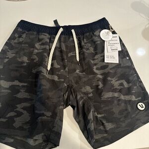 Vuori Camo Kore Shorts NWT